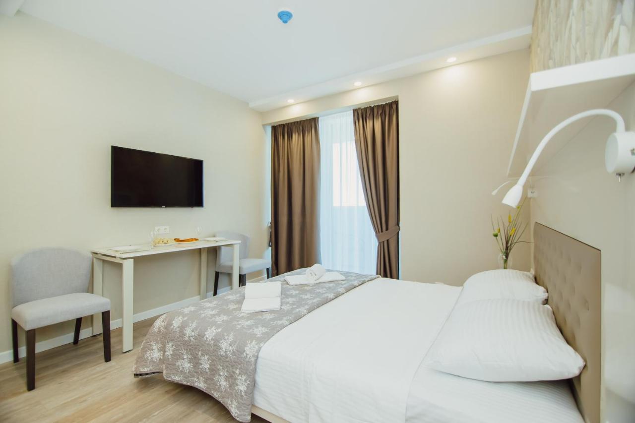 Your Sunshine Apartments บาทูมิ ภายนอก รูปภาพ