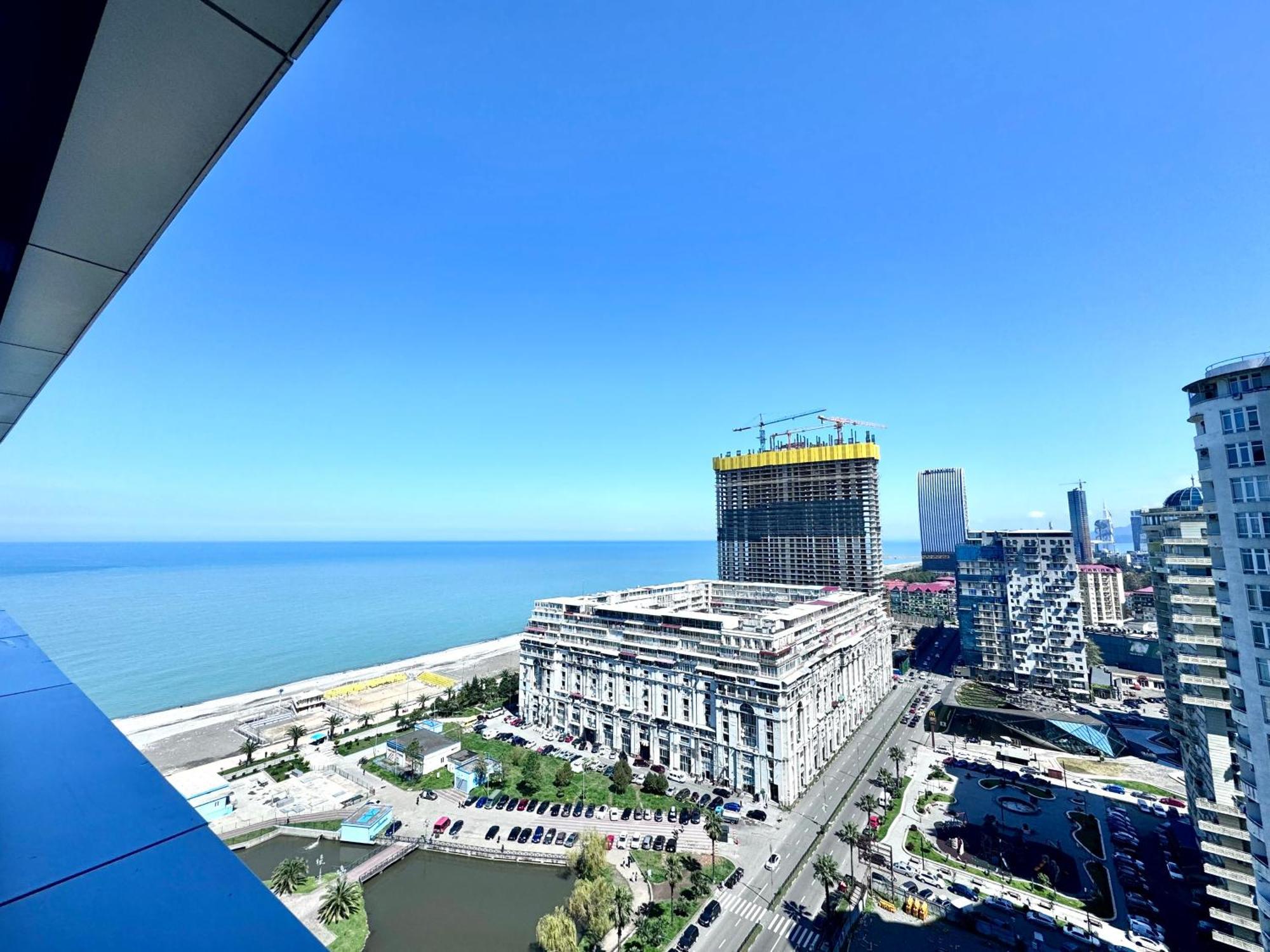 Your Sunshine Apartments บาทูมิ ภายนอก รูปภาพ